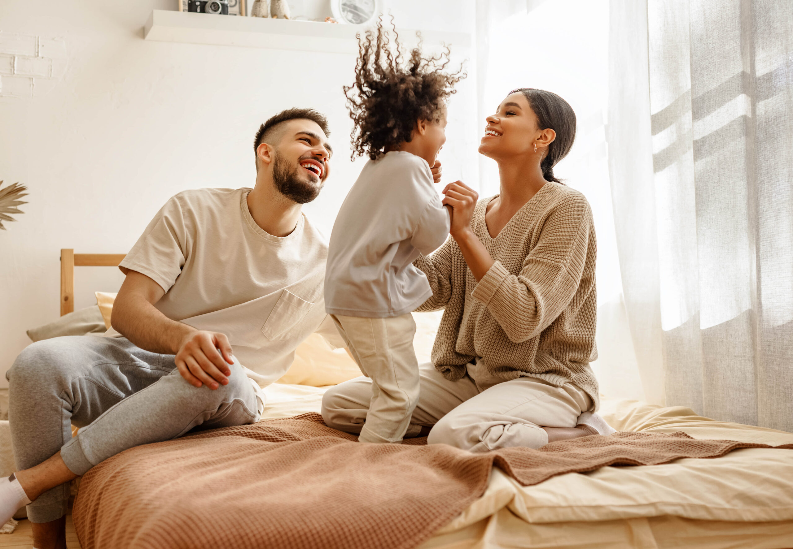 How to Maintain Healthy Family Relationships During Turbulent Times