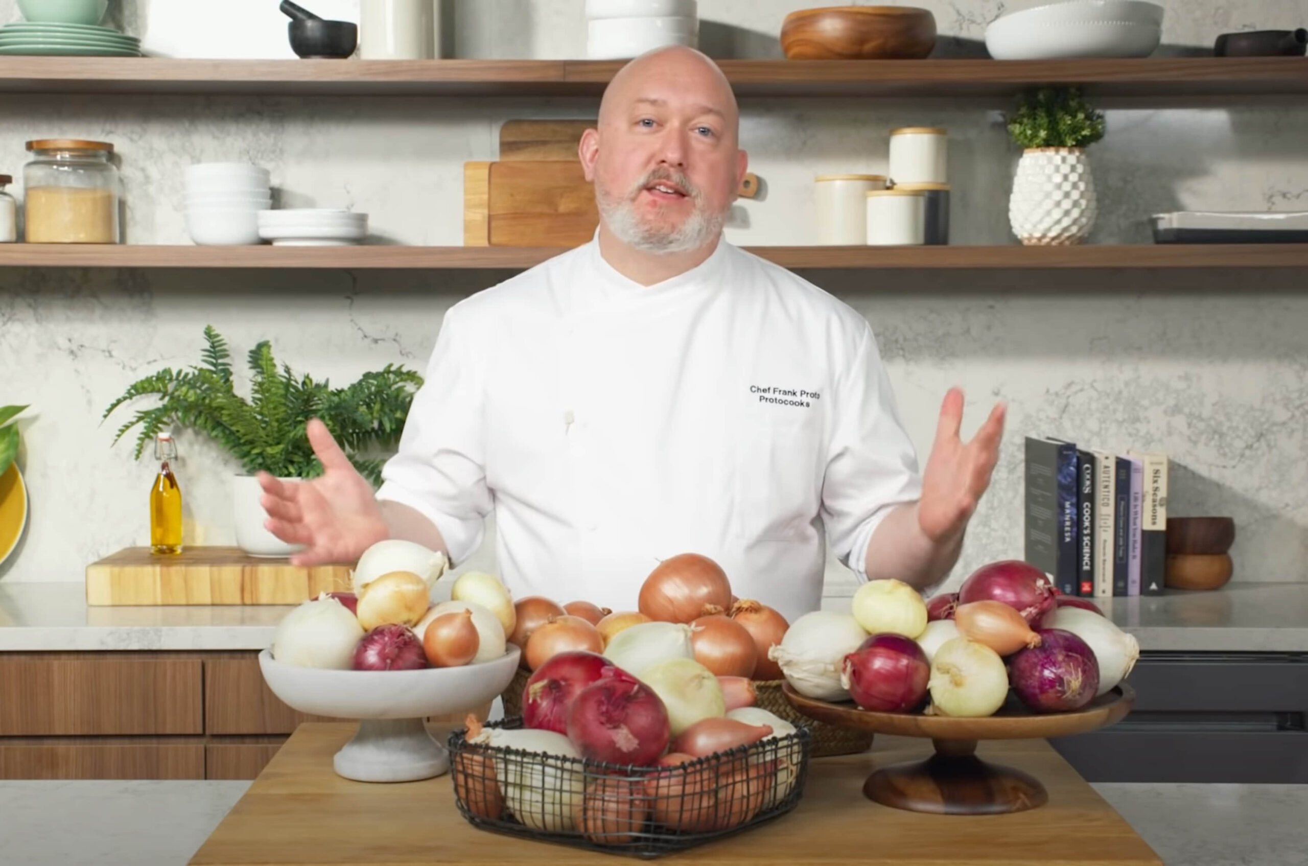 How To Cut An Onion The Right Way